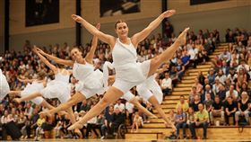 丹麥國家體操隊來台巡演　11/16到苗栗以精湛體操藝術表演聞名的丹麥國家體操表演隊，11月將訪台巡演，苗栗場為11月16日演出，11月3日起將在苗栗縣府第一辦公大樓開放民眾免費索票。（苗栗縣政府提供）中央社記者管瑞平傳真　107年10月31日