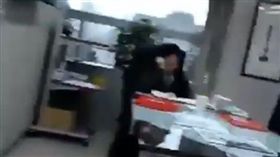 台北,勞動局,賴香伶,李明彥,鋼筋,傷害,影片。翻攝畫面