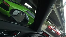 Centenario硬頂超跑／臉書爆廢公社