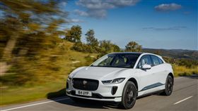 Jaguar I-PACE純電動高性能跑旅榮獲2019年德國年度風雲車大獎。（圖／Jaguar提供）