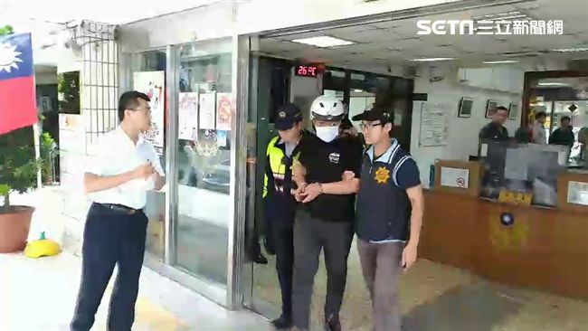 店員大喊我有愛滋　男持槌照搶遭起訴