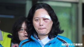 賴香伶在聯合醫院仁愛院區院長蕭勝煌陪同下出院 盧冠妃攝