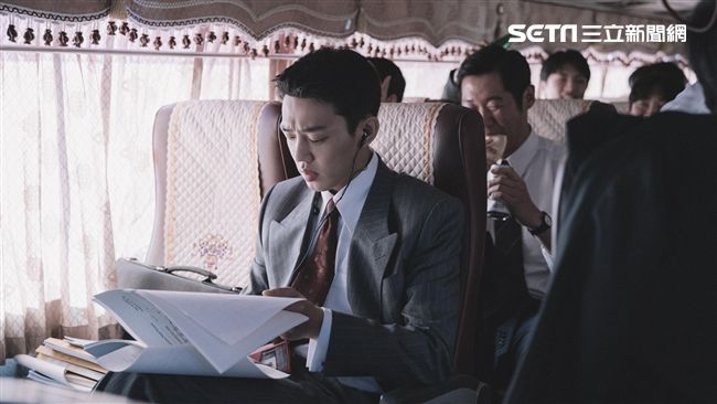 劉亞仁聯手金憓秀　互飆演技揭歷史