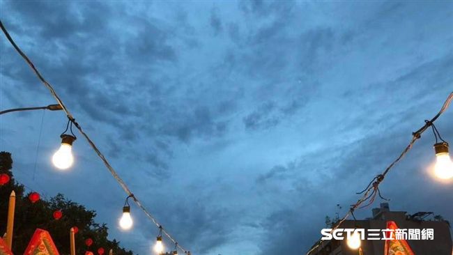 關帝廟浴火重生　天空驚見「龍雲」！