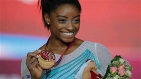 史上第一人！美體操天后拜爾斯摘世界大賽第13金
圖／翻攝自拜爾斯IG