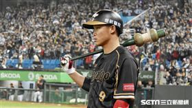 ▲王柏融打擊準備。（圖／記者王怡翔攝影）