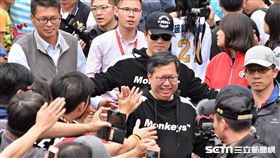 桃園市長鄭文燦參與大遊行。（圖／記者王怡翔攝影）