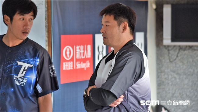 黃甘霖帶兵打國際賽　和球員一樣學習