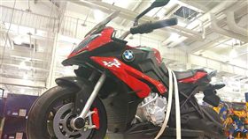 BMW兒童電動機車大降價。（圖／翻攝自臉書社團《Costco好市多 商品經驗老實說》）