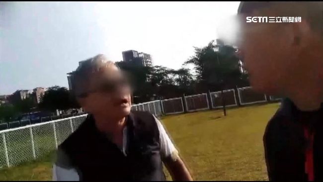 沒牽繩釀狗咬狗！飼主火爆對嗆還互告