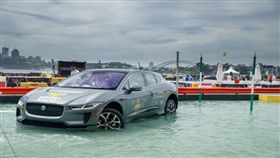 Jaguar Land Rover Driving Challenge(圖/翻攝網路)