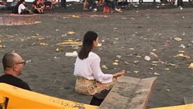 穢氣,東隆宮,迎王平安祭典,燒王船,打坐(圖/翻攝自爆廢公社)