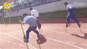 踩高蹺跑百米／梨視頻