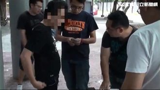 警天降奇兵破賭場　賭客腳麻嚇破膽