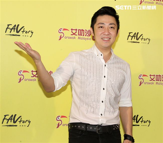 艾成展新店「艾叻沙-南西店」開幕。（記者邱榮吉/攝影）