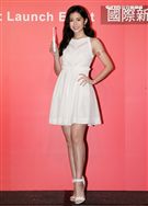 任容萱分享刷牙訣竅並提早過生日。（記者邱榮吉/攝影）