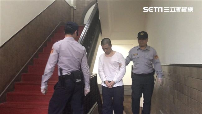 鐵棍虐死4歲娃求輕判　生母嗆：放屁