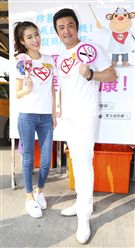 「與運將談菸害、破迷思」記者會李㼈、宋蘋恩。（記者林士傑/攝影）