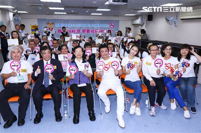 「與運將談菸害、破迷思」陳淑麗、李㼈、宋蘋恩。（記者林士傑/攝影）