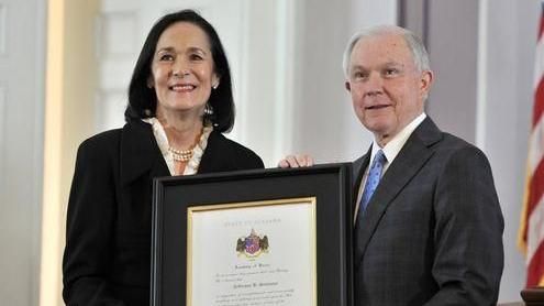 川普選後第一刀　美司法部長被辭職