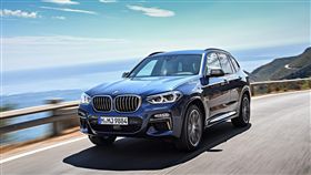 2019年式全新世代BMW X3全面配備完整智慧駕駛輔助套件。（圖／BMW提供）
