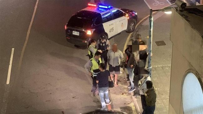 被抓剛好！屁孩聚集新北檢還揮拳毆警