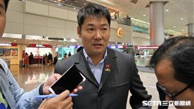 中職聯隊返回台灣總教練黃甘霖受訪。（圖／記者王怡翔攝影）