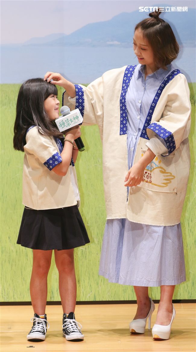 「種菜女神」首映發布會演員王宥澄(圖左)、安乙蕎(圖右) 。（記者林士傑/攝影）