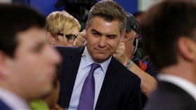 別讓川普不開心！CNN記者訪問太犀利　白宮撤除他記者證
Jim Acosta
圖／翻攝自Jim Acosta Twitter
https://twitter.com/Acosta/media