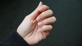 指甲 手指
https://www.flickr.com/photos/ohlajun/2234998476/in/photolist-4oterC-ahXFwi-4opaG2-4HkGGq-57xmji-4opaMM-57BCZJ-57xiyV-4ffRmv-5zDT3a-57BvME-4oECcT-4otLVL-57xu7Z-4ffRMc-9aAHLG-jtq1J-4opaTr-oXFzNV-