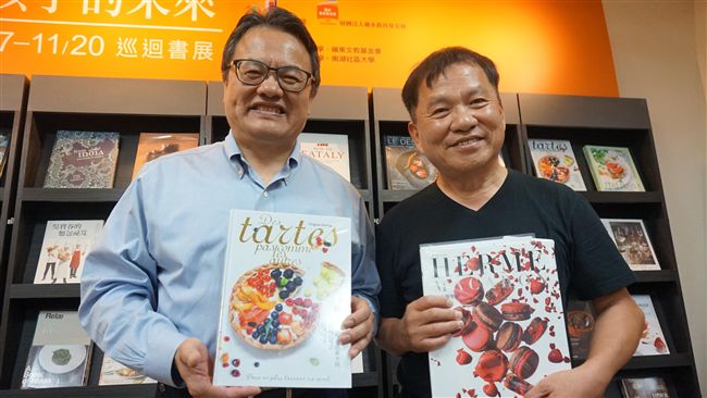益品書屋、嶺東科大合作辦巡迴書展