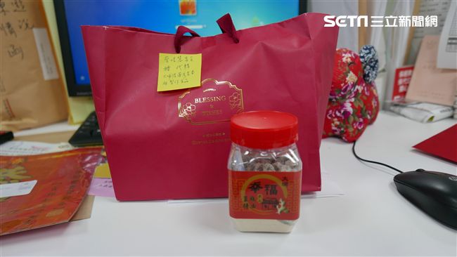 謝徐世榮相挺　陳其邁：堅持土地正義