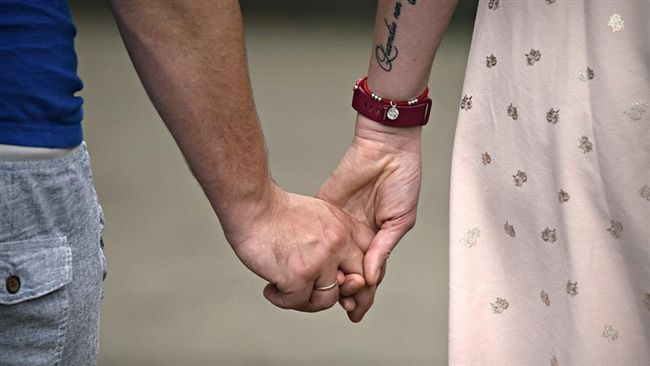「站一起不好看」母逼她與矮男友分手