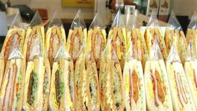 早餐店三明治。（圖／翻攝自「爆廢公社」）