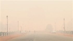 印度PM2.5指數飆至999（圖／翻攝自AFP TV）