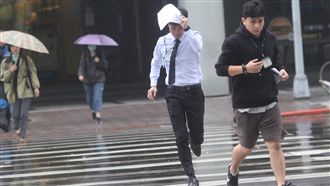 週三回溫週四降溫　北部濕冷探1字頭