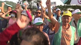 喊「支持陳其邁」　攤販吃喝享折扣！