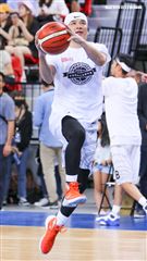 台韓明星公益籃球賽台灣明星隊隊長張洛君。（記者林士傑/攝影）