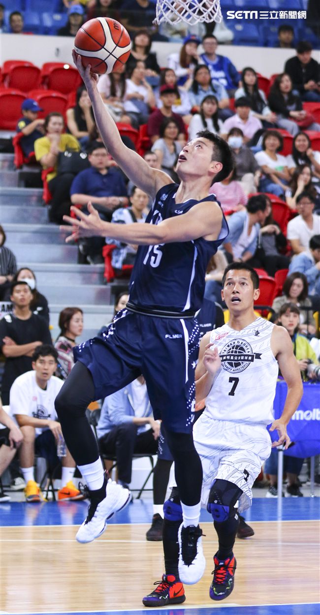 台韓明星公益籃球賽韓國明星隊隊長鄭珍雲。（記者林士傑/攝影）