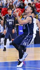 台韓明星公益籃球賽韓國明星隊隊長鄭珍雲。（記者林士傑/攝影）