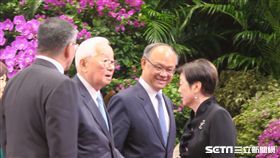 APEC領袖代表張忠謀暨夫人張淑芬。(圖/記者盧素梅攝)