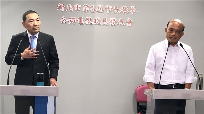 評價新北辯論　他：兩人層次不同
