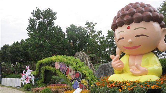 花博豐原縣市庭園區　Q版大佛吸睛