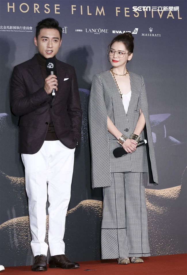 「人面魚紅衣小女孩外傳」電影演員徐若瑄、鄭人碩。（記者林士傑/攝影）