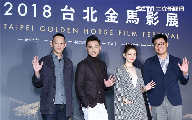 「人面魚紅衣小女孩外傳」電影導演莊絢維、監製曾瀚賢、演員徐若瑄、鄭人碩。（記者林士傑/攝影）