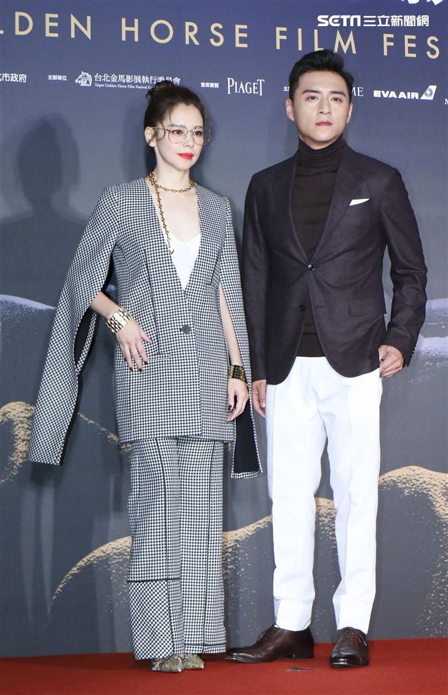 「人面魚紅衣小女孩外傳」電影演員徐若瑄、鄭人碩。（記者林士傑/攝影）