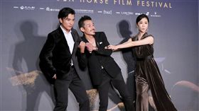 《誰先愛上他的》邱澤、謝盈萱、陳如山、黃聖球及導演徐譽庭、剪輯雷震卿、配樂李英宏 圖／記者林士傑攝影