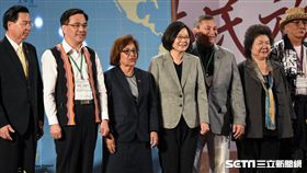 16:9
總統蔡英文、馬紹爾群島共和國總統海妮Hilda Heine出席「2018南島語族論壇」。 （圖／記者林敬旻攝）