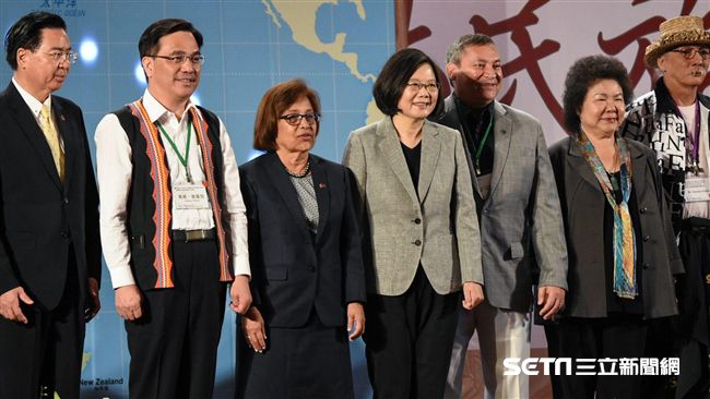 拒中資！我國友邦女總統差點被罷免