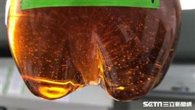 新北市衛生局抽驗大西洋公司蘋果西打。（圖／新北市衛生局提供）